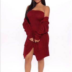 *NEW/Never Worn* Fashion Nova Size Medium Coco Dress Set Burgundy